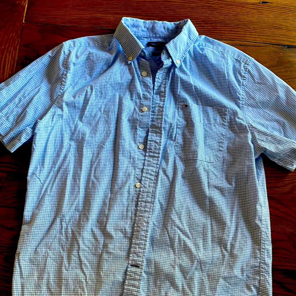 Men’s Tommy Hilfiger ss button up medium